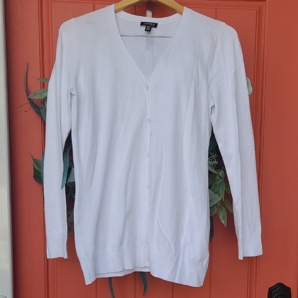 Classic Jones New York White Knit Cardigan